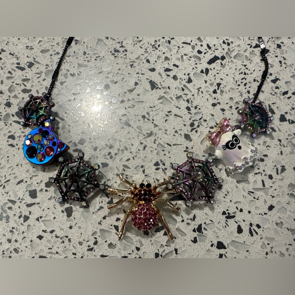 NWT Betsy Johnson Halloween Necklace!